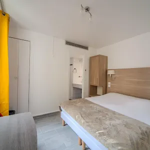 Hotel Crimée, Paris