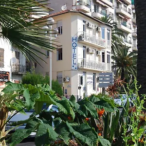 Azur 2*, Nizza Francia